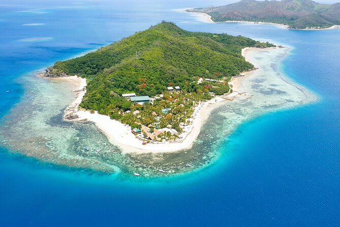 25 minutes Mamanuca Island Tour - Tavarua Island Resort, Heart Island, and world-class surf vibes