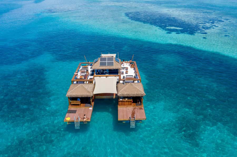 Fiji: Cloud 9 Floating Bar and Pizzeria Day Trip - Key points before you go