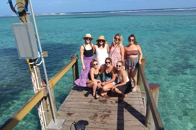 Fiji Coral Coast Venture - Maui Bay Jetty: the over-water walk and fish feeding