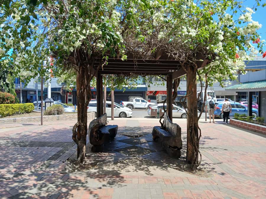 Fiji: Discover Nadi with Sabeto Hotspring and Mudpool Tour - What to bring for a mud and sun day in Nadi