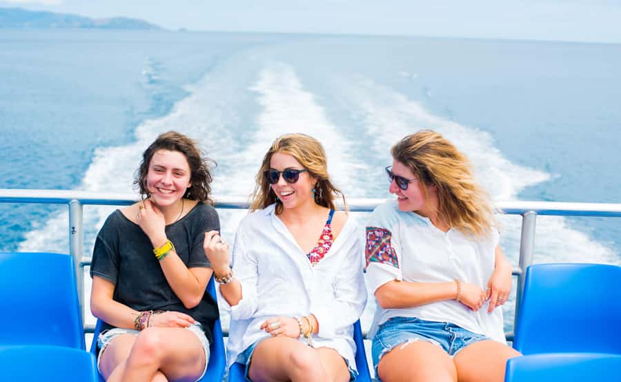 Fiji: Yasawa Islands Explorer Cruise with Lunch - Should you book this Yasawa Islands Explorer Cruise?