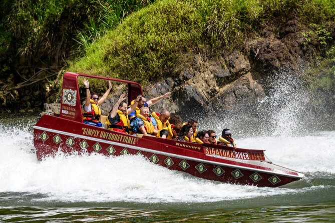 Jet Boat Safari on the Sigatoka River - The 360-degree spins at the end: fun, water, and timing