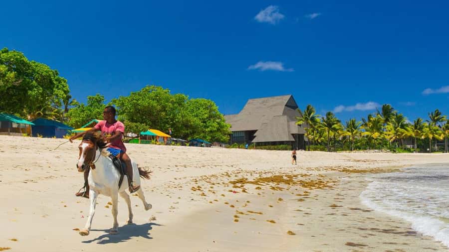 Natadola Beach Tour With Tifajek Mud Pool & Hotspring - The scenic drives through Nadi and Sabeto Valley