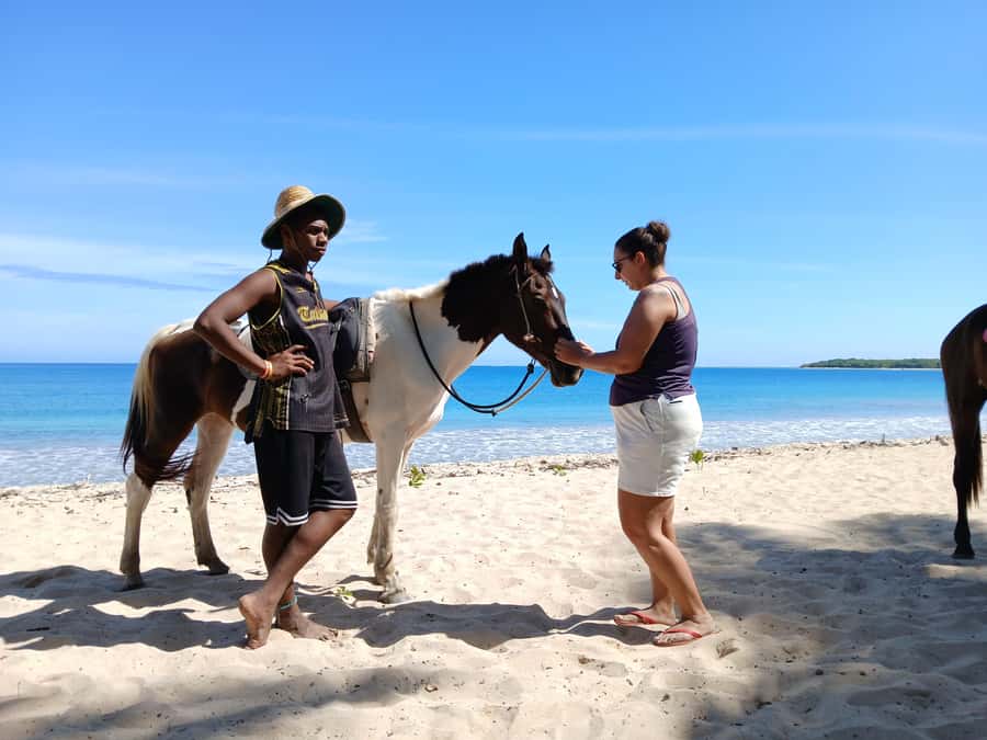 Natadola Beach Tour With Tifajek Mud Pool & Hotspring - Optional massage and other add-on costs that can creep up