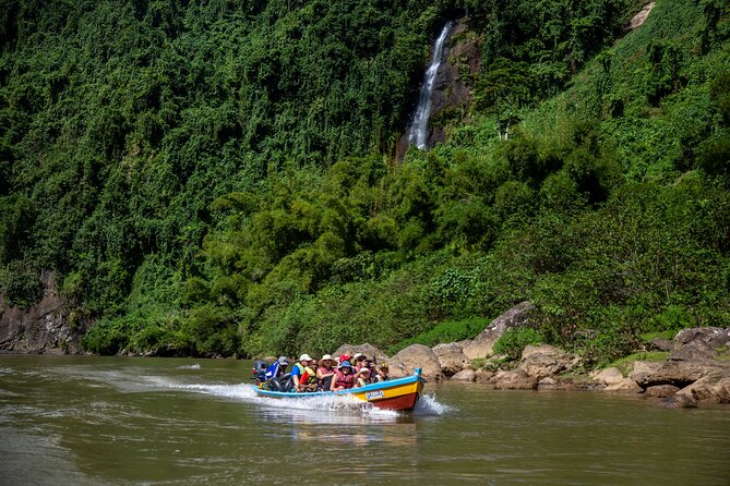 Port of Suva - Private Tour - Guide and vehicle: what private should feel like