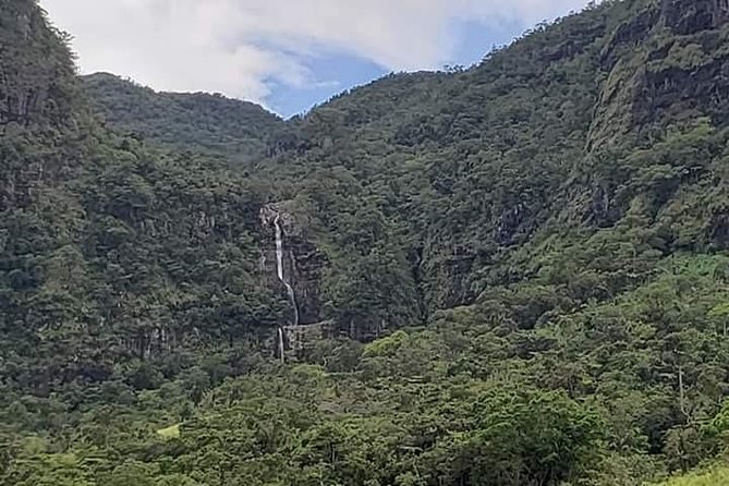 Private Breathtaking Koroyanitu Half Day Waterfall Hike - What to Bring for a Hot Hike and Waterfall Stops