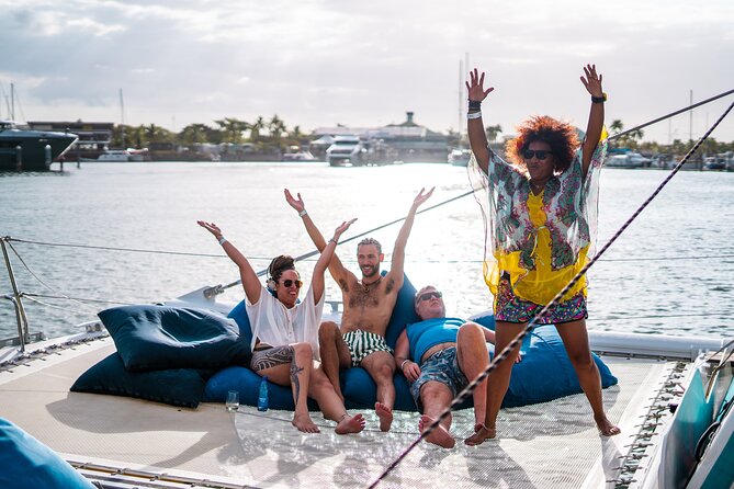 Sabre Sunset Cruise with BBQ Dinner & Drinks - BBQ Dinner and Drinks Included: What You Get for the Price
