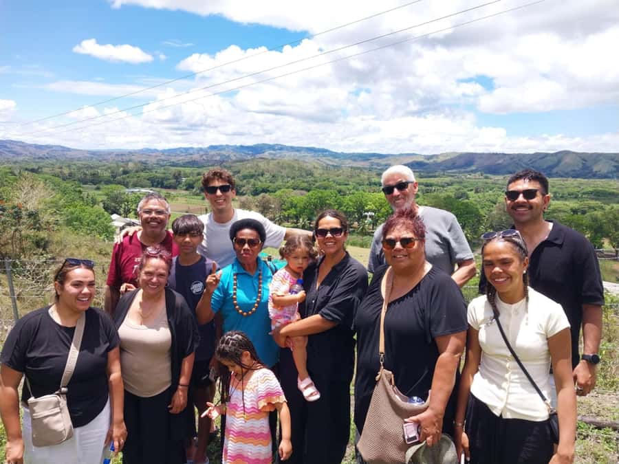 Sigatoka: River Cruise and Salad Bowl Valley Tour - BBQ lunch in a village home: what you get and what it feels like