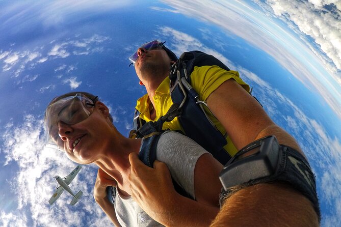 Skydive Fiji Legend 13000ft Tandem Jump (60 seconds free fall) - What to do about photos and video, and how the VIP packages affect value