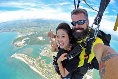 Skydive Fiji Radical 10000ft Tandem Jump (30 seconds free fall)
