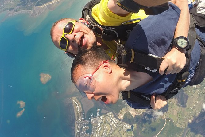 Skydive Fiji Radical 10000ft Tandem Jump (30 seconds free fall) - Who this skydiving experience is best for