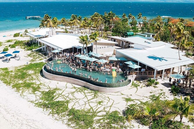 Yasawa Wanderer Package 8 Days| 7 Nights - All Activities Included - Day 4 and 5: Barefoot Manta, Marine Biology, and the Manta Rays Season Window